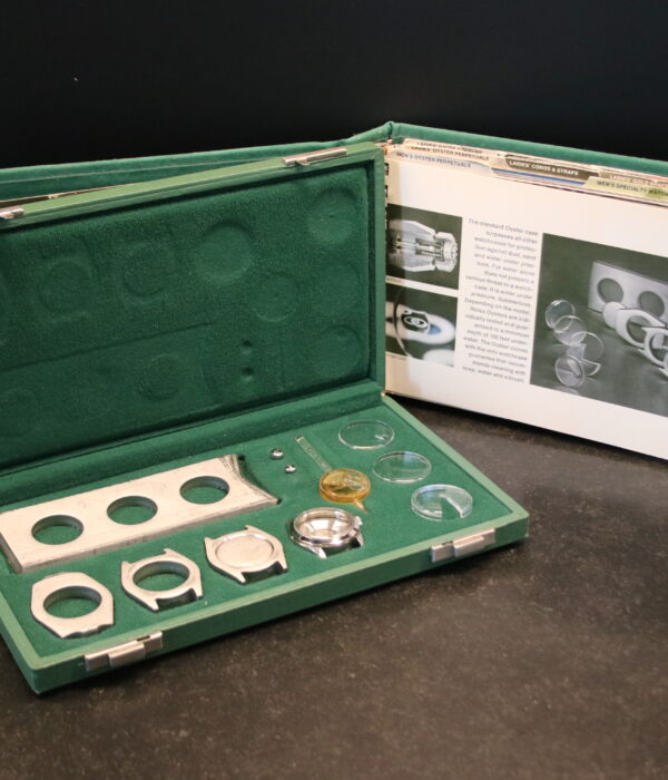 ROLEX OYSTER KIT + MASTER CATALOG 1970